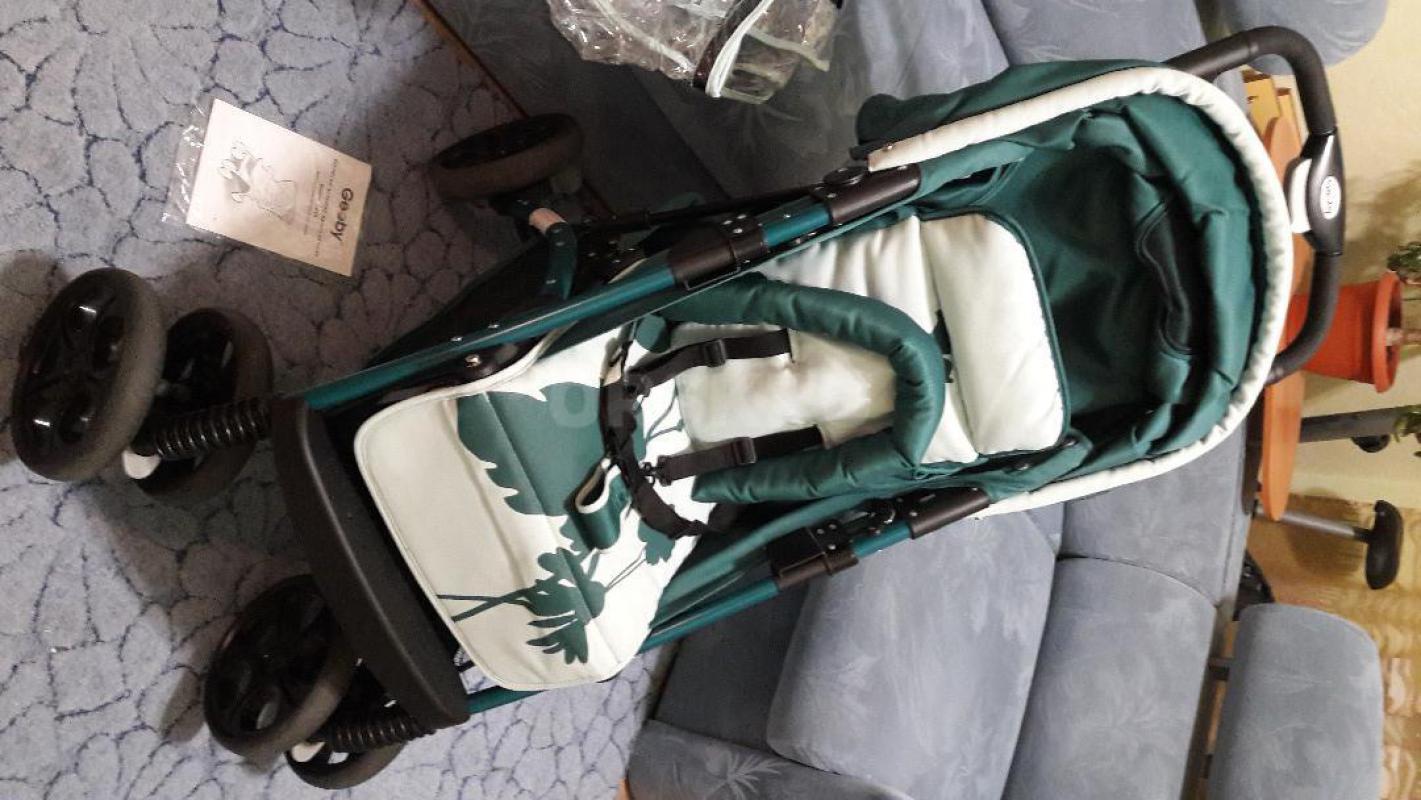 детскую коляску в отличном состоянии, очень удобную в хранении и перевозке - Орск