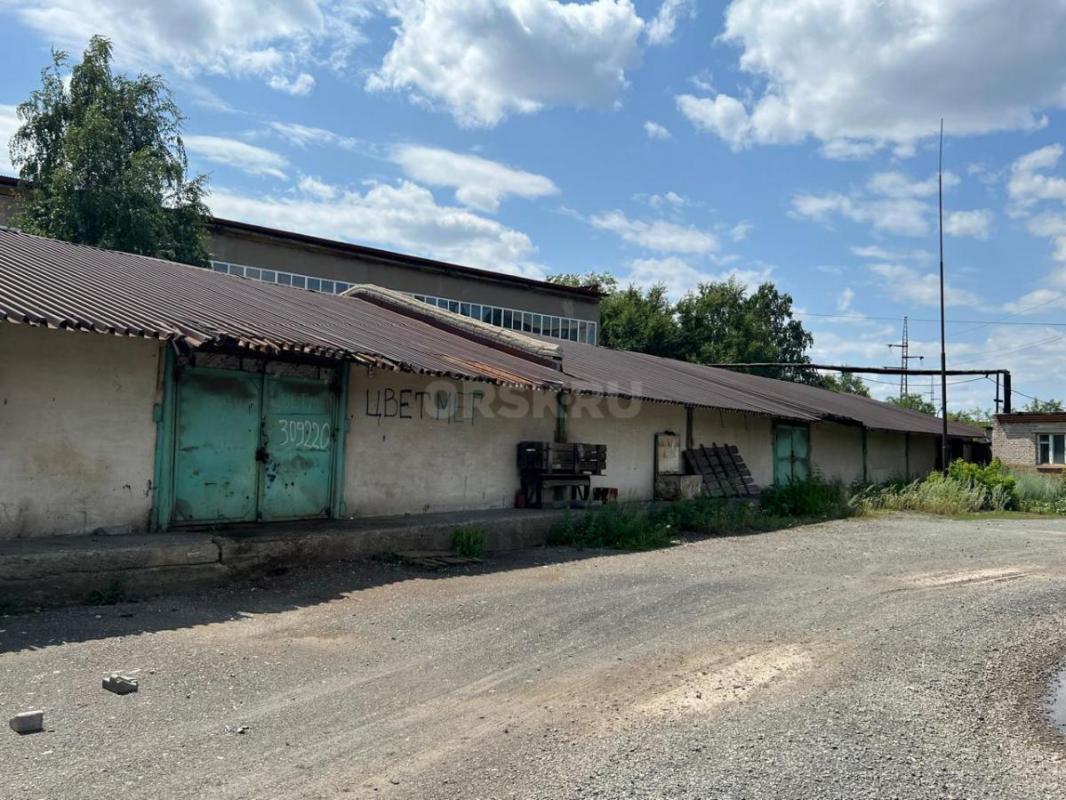 Сдам большое отапливаемое помещение 2000 кв. - Орск