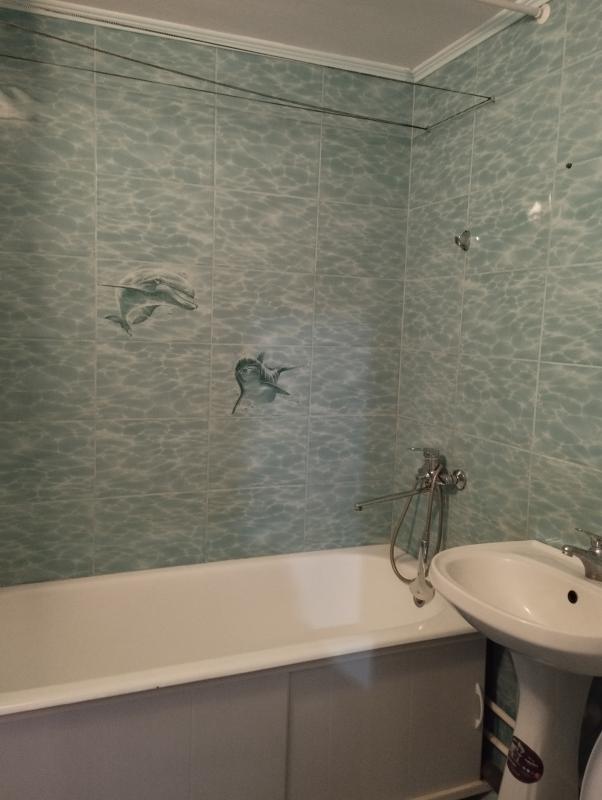 Продается 2-х комнатная квартира улучшенной планировки в г. - Новотроицк