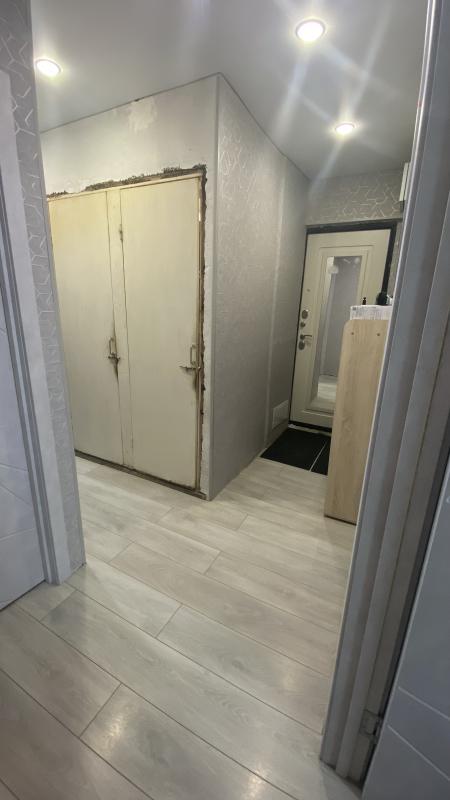 Продается уютная двухкомнатная квартира на 4 этаже 5 этажного панельного дома. - Гай