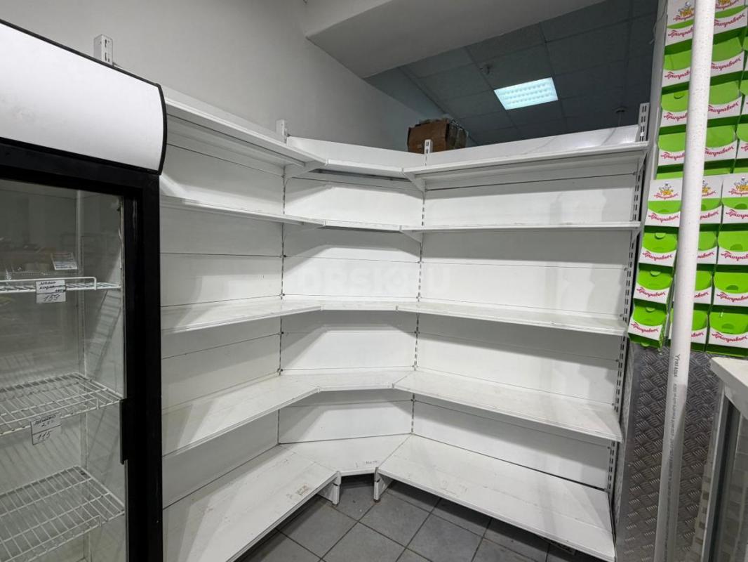 Продам торговое оборудование, холодильники, морозильники, конфетница, булочная витрина. - Орск