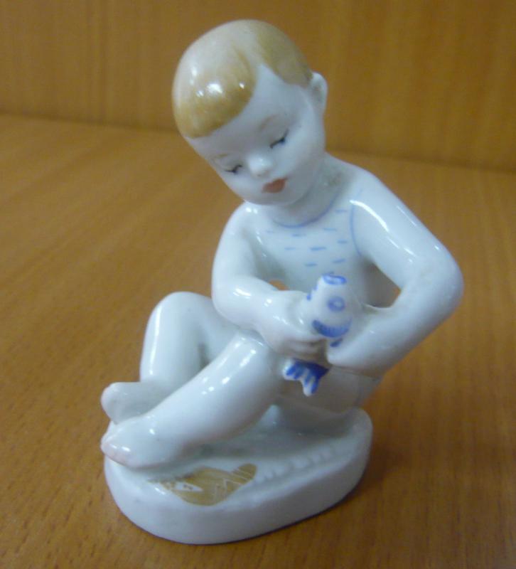 Куплю фарфоровые статуэтки производства заводов ЛФЗ, ЛЗФИ, Дулево, Конаково, Гжель, Вербилки и други - Новотроицк