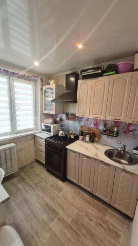 Продается 3-х комнатная квартира в отличном районе по адресу: ул. - Орск