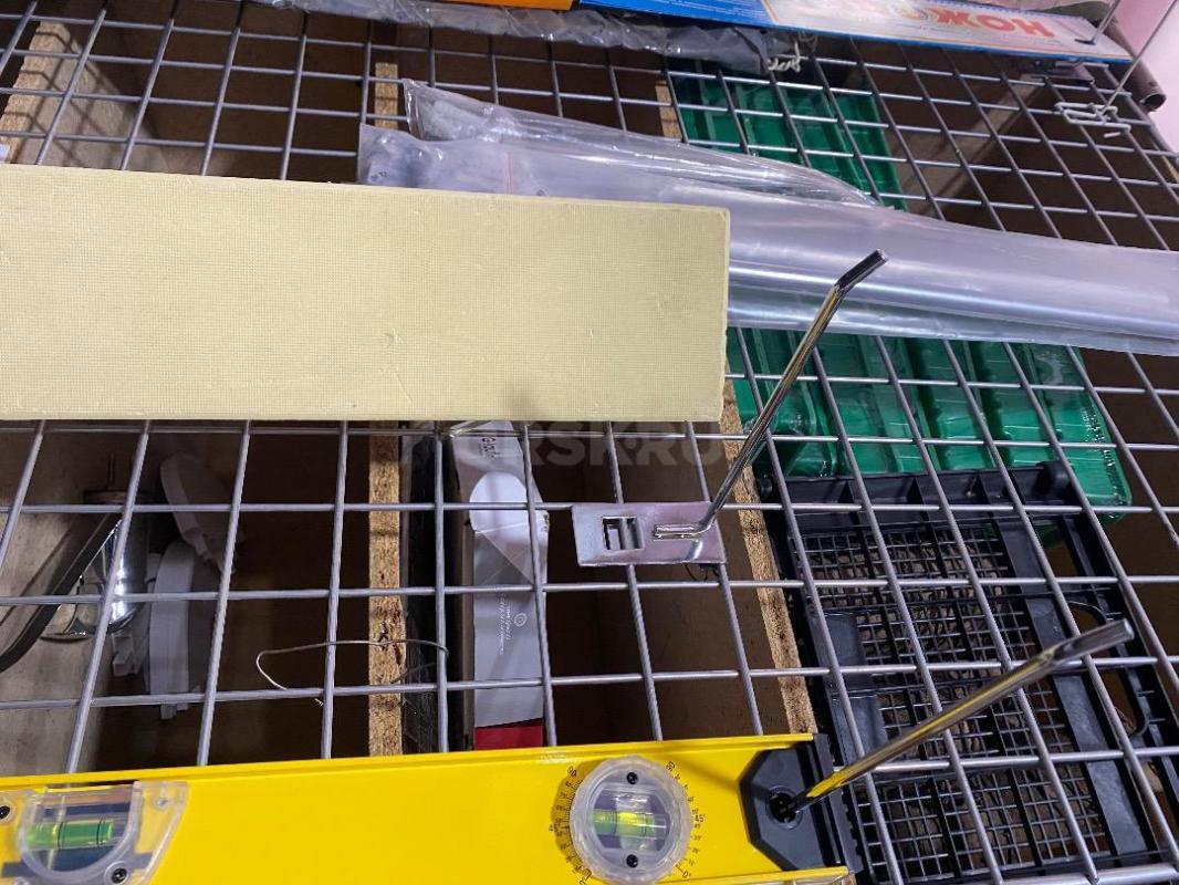 В связи с закрытием сдам отдел в аренду хозтовары 48 кВ. - Орск