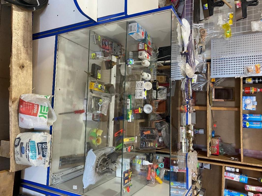 В связи с закрытием сдам отдел в аренду хозтовары 48 кВ. - Орск