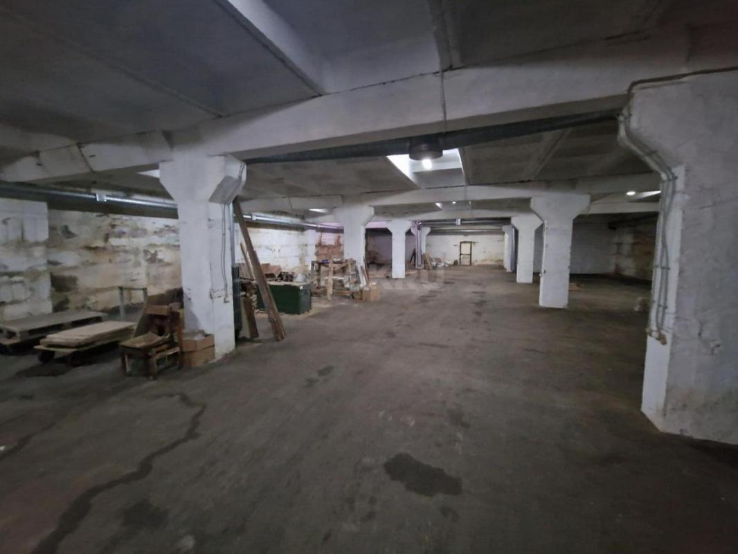 Сдам склад ЖБ 815 кв. - Орск