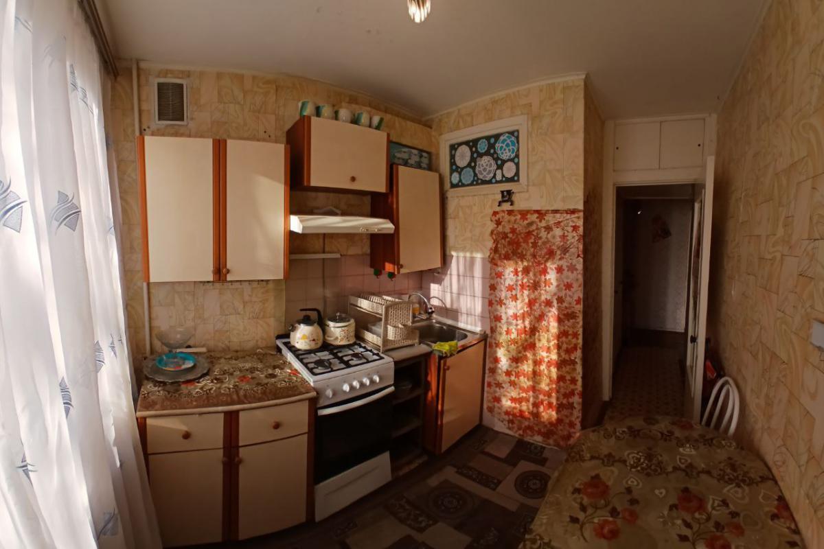 Продается 2-комнатная квартира на привлекательном этаже 2/5 этаж ,
по адресу: г. - Новотроицк