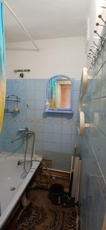 Продается 2-комнатная квартира на привлекательном этаже 2/5 этаж ,
по адресу: г. - Новотроицк