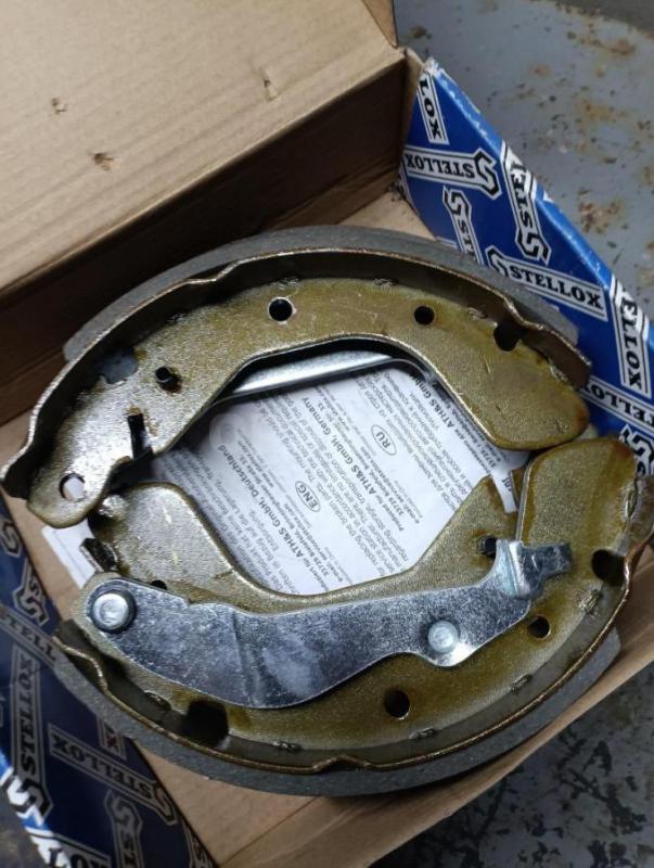 Продам колодки тормозные барабанные на шевроле авео. - Орск