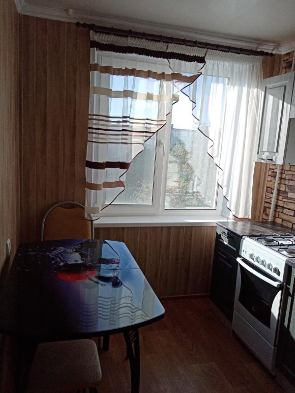 Продаётся 3-комнатная квартира, маломерка 4 этаж. - Новотроицк