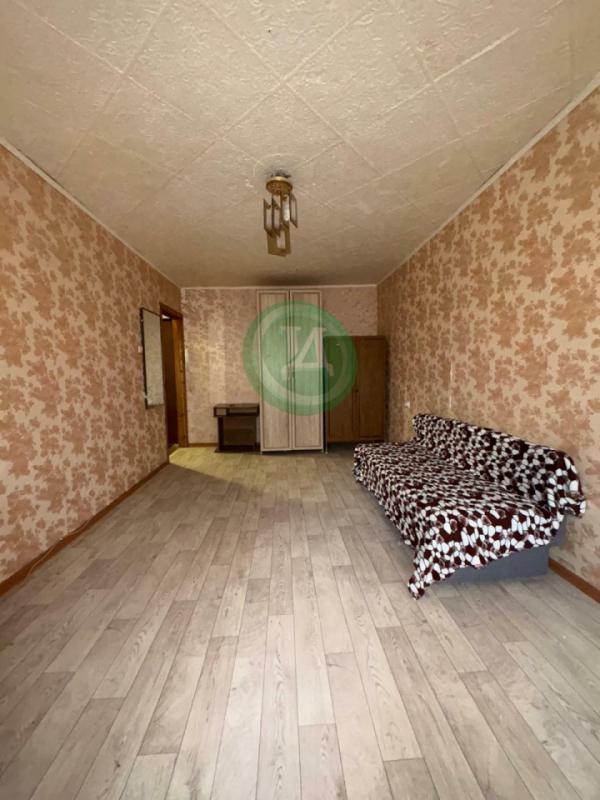 Продам 1 комнатную квартиру по адресу: улица Стартовая дом № 9А, ост. "Олимпийская", &quot - Орск