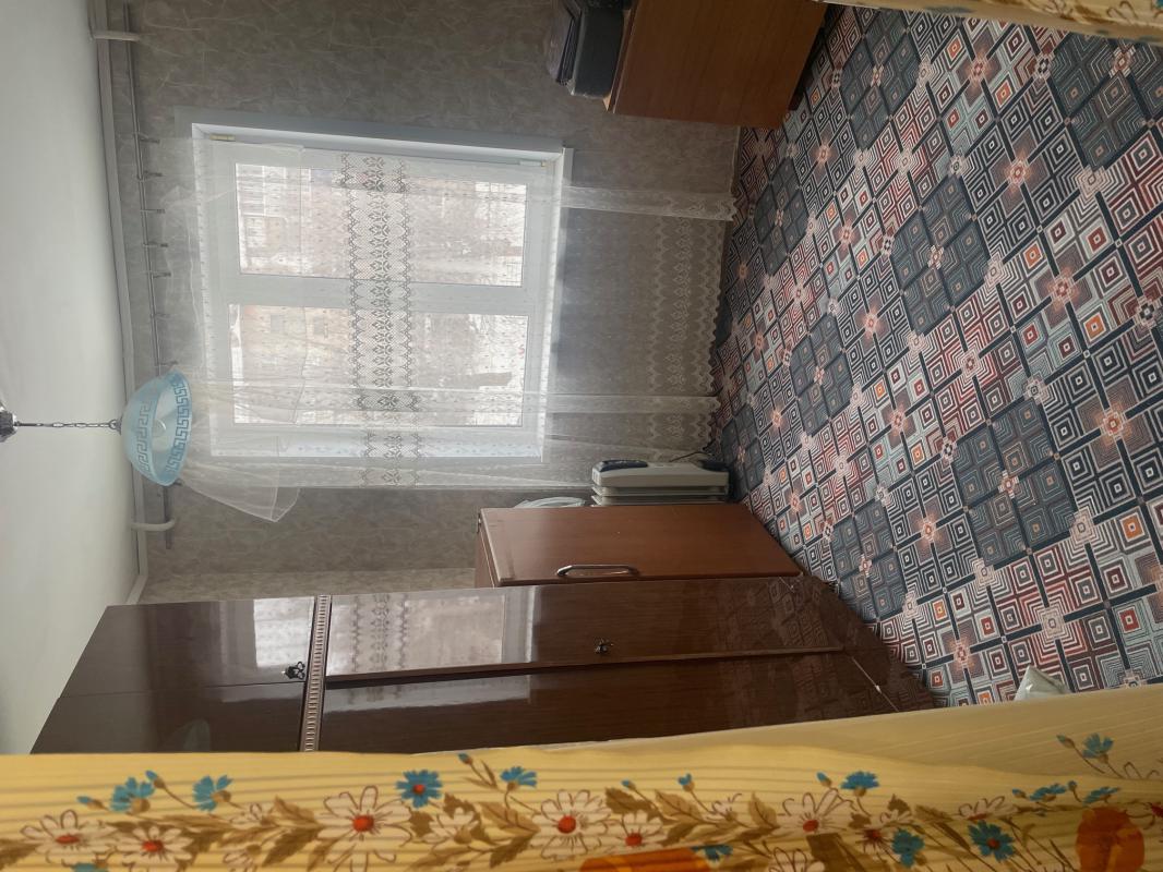 Продается 3х комнатная квартира (маломерка угловая). - Новотроицк