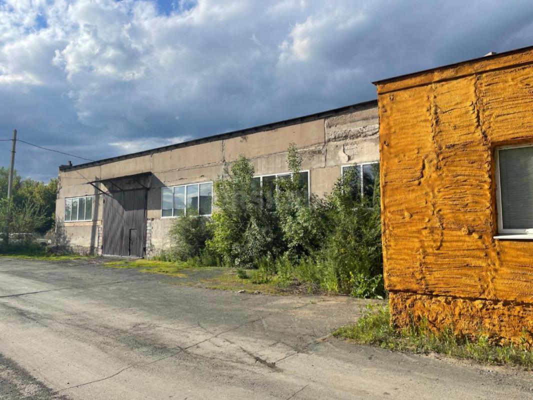 Продам базу общей площадью - 10500 кв. - Орск