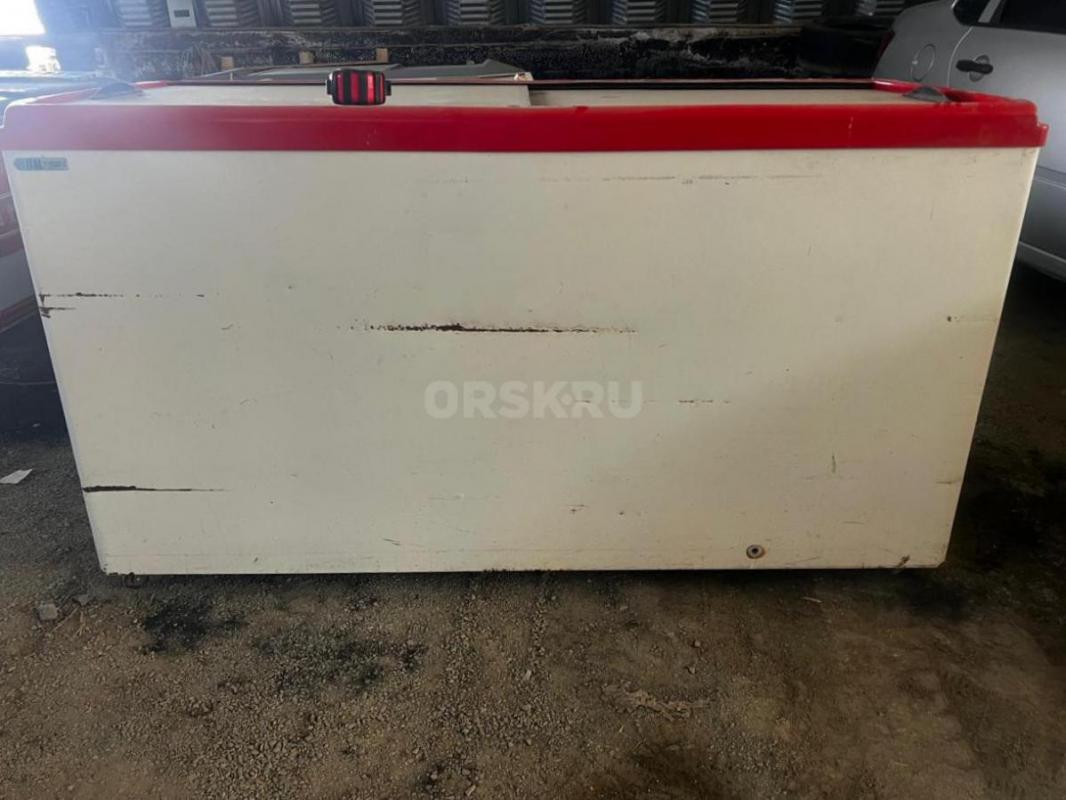 Продам холодильное оборудование для магазинов (горки, морозильные камеры, витрины) разных размеров. - Орск