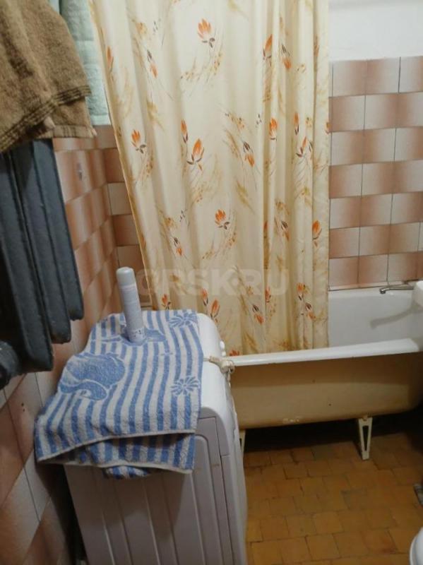 Сдается уютная двухкомнатная квартира на длительный срок. - Орск