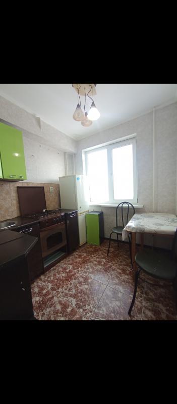 Продается 1-комнатная квартира  с хорошим ремонтом по адресу:  г. - Новотроицк