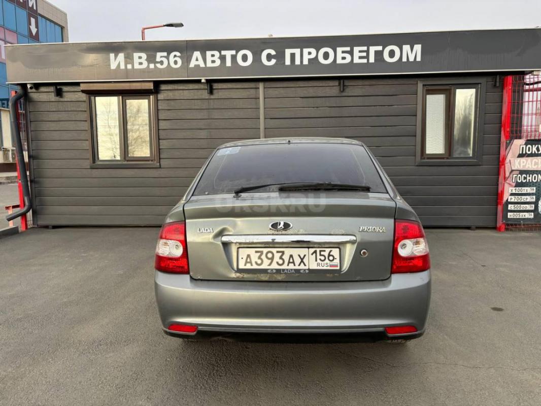 LADA Priora хетчбэк 2011 года выпуска с двигателем объёмом 1.6 л. - Орск