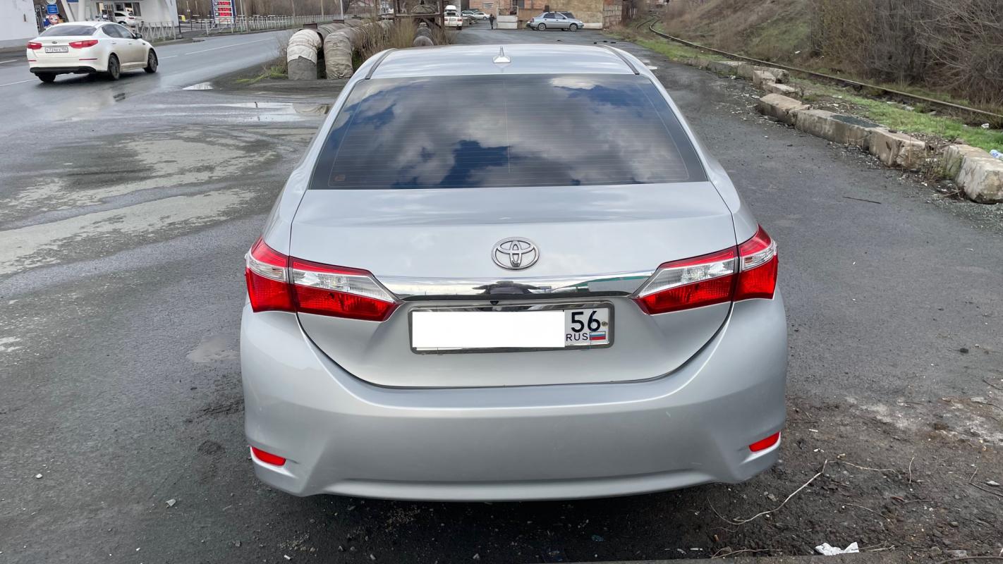 Продается TOYOTA COROLLA 2013 года. - Новотроицк