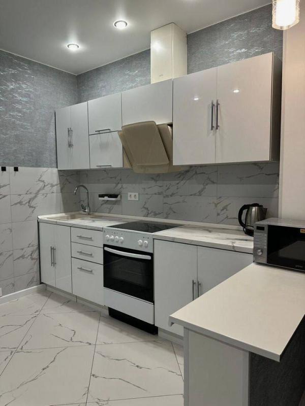 Сдам 1-комнатную квартиру на длительный срок! - Новотроицк