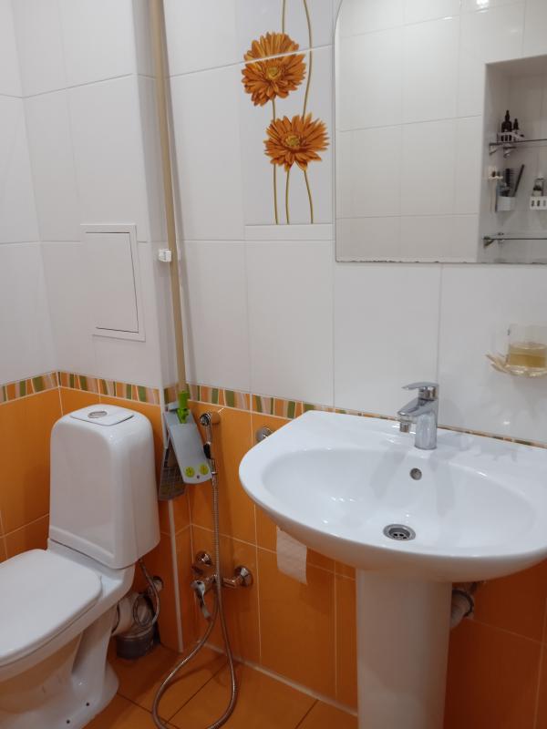 трёхкомнатная уютная квартира с дизайнерским ремонтом ищет хозяина. - Орск