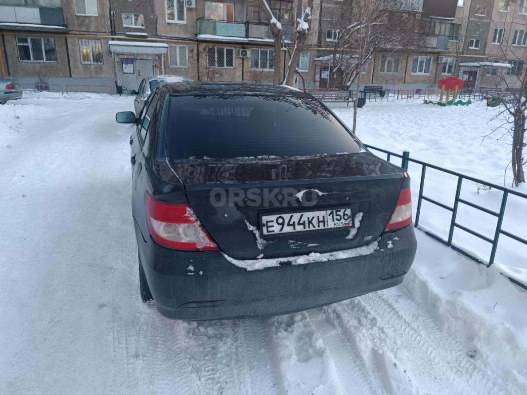 Продам / обменяю 
Есть проблема с КПП отсутствует 3 и 4 передачи слетел фиксатор - Орск