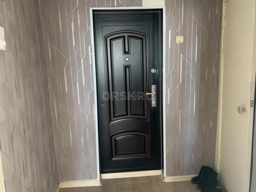 Продам 1-комнатную квартиру в хорошем
СОСТОЯНИИ
Окна пластиковые, потолки натяжные, на полу линоле - Орск