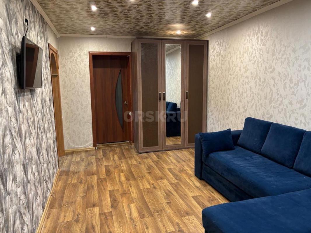 Сдам 2 х комн. - Орск