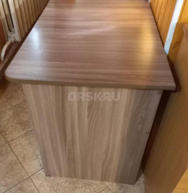 Продам кухонный уголок 10 т.р. - Орск