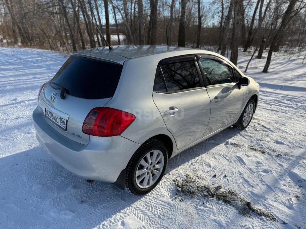 Продам Тойота Аурис в максимальной комплектации! - Новоорск