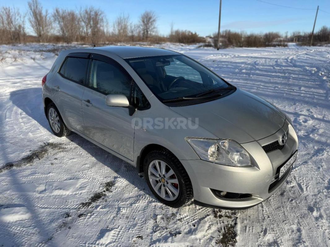 Продам Тойота Аурис в максимальной комплектации! - Новоорск