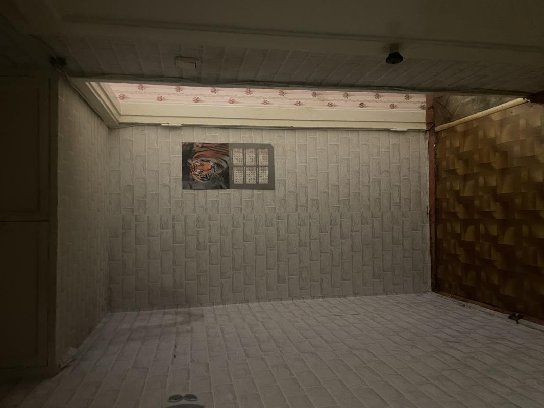 Продается светлая и очень теплая двухкомнатная квартира, расположенная по адресу ул. - Новотроицк