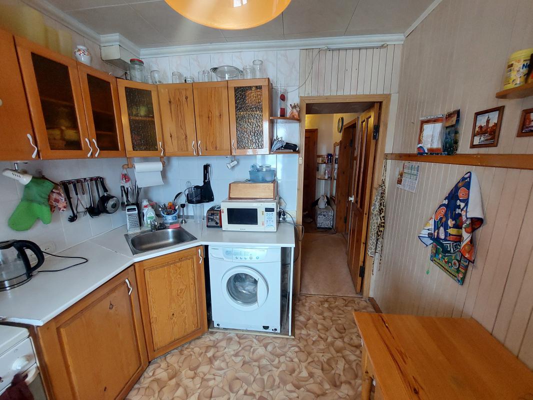 Продам 2-комнатную квартиру или обменяю на 1-комнатную+доплата, по адресу: г. - Новотроицк