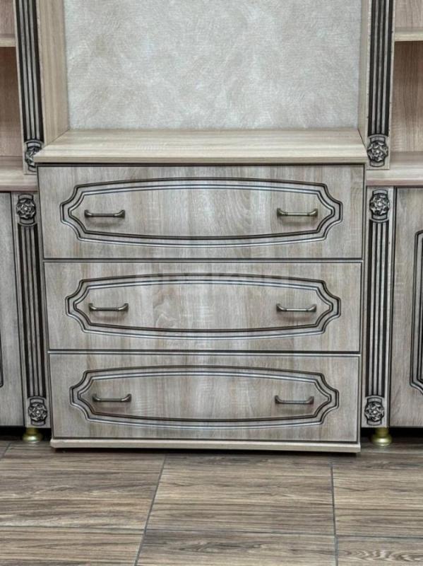 Продам мебель в отличном состоянии 
Ширина 1900, высота 2370 - 45000
Ширина 1800, высота 2420 - 40 - Орск