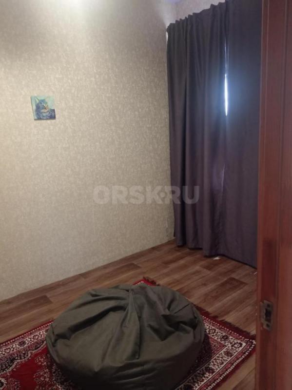 Сдам 2-комнатую квартиру на длительный срок порядочному семье теплая, уютная, все в рядом школа, дет - Орск