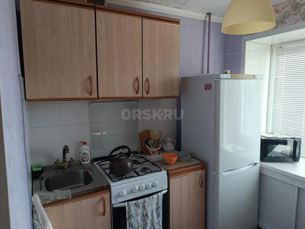 Сдам в аренду однокомнатную квартиру на долгий срок по ул. - Орск