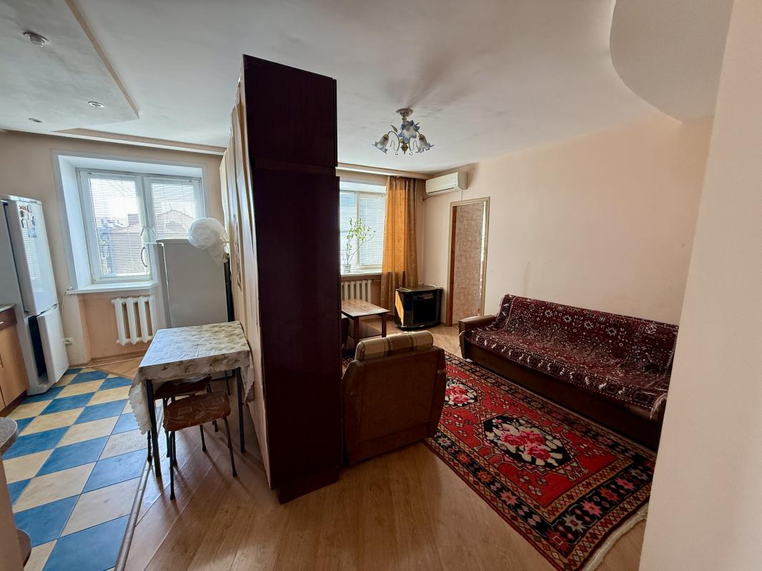 Предлагаем Вашему вниманию теплую, чистую однокомнатную квартиру, переделанную в евро решку, возле 1 - Новотроицк