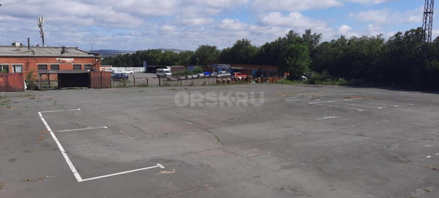 Продам земельный участок по адресу Новотроицкое Шоссе 5, площадь 32 сотки,  участок огороженный, заа - Орск