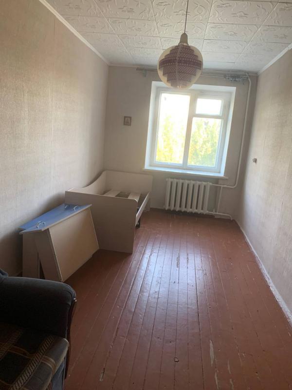 Продам двухкомнатную квартиру в г. - Гай