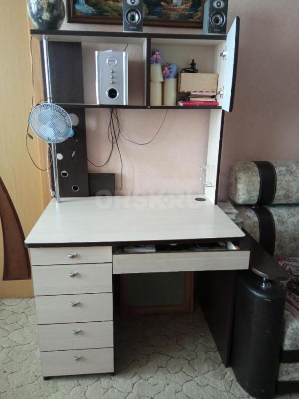 Продам стенку - горку и компьютерный стол. - Орск