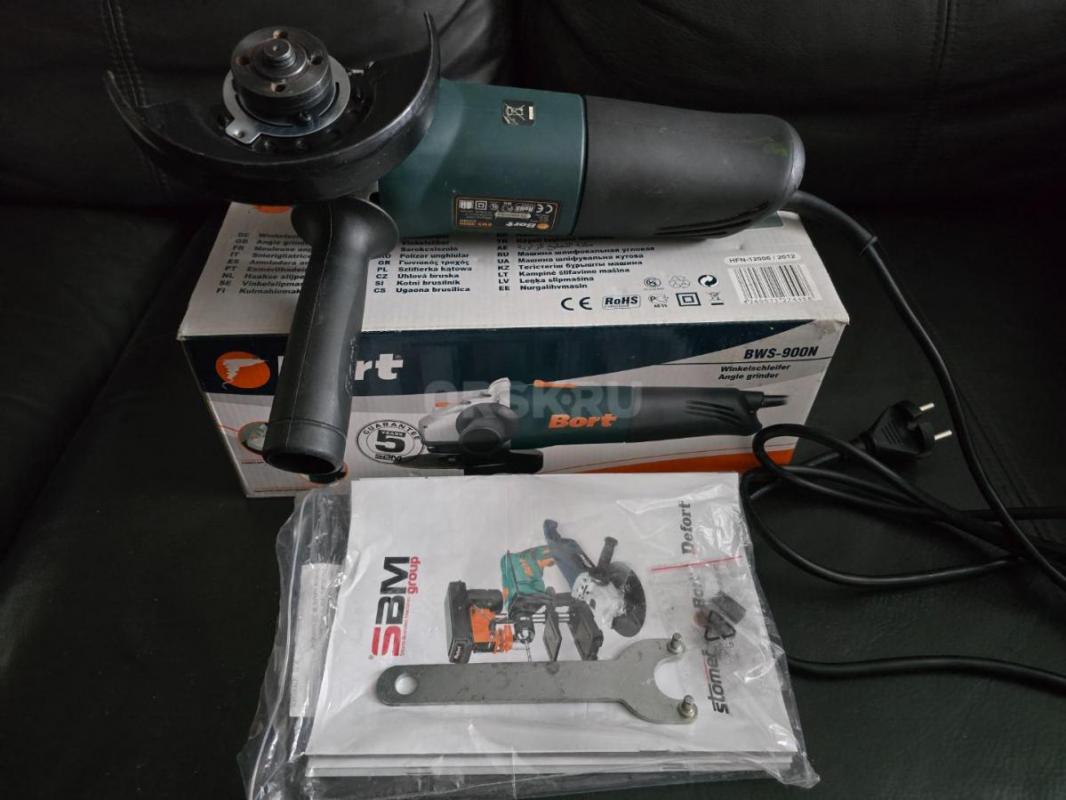 Машина шлифовальная угловая Bort BWS-900N . 900W, 125mm 11000 min. ,мало бу - Орск