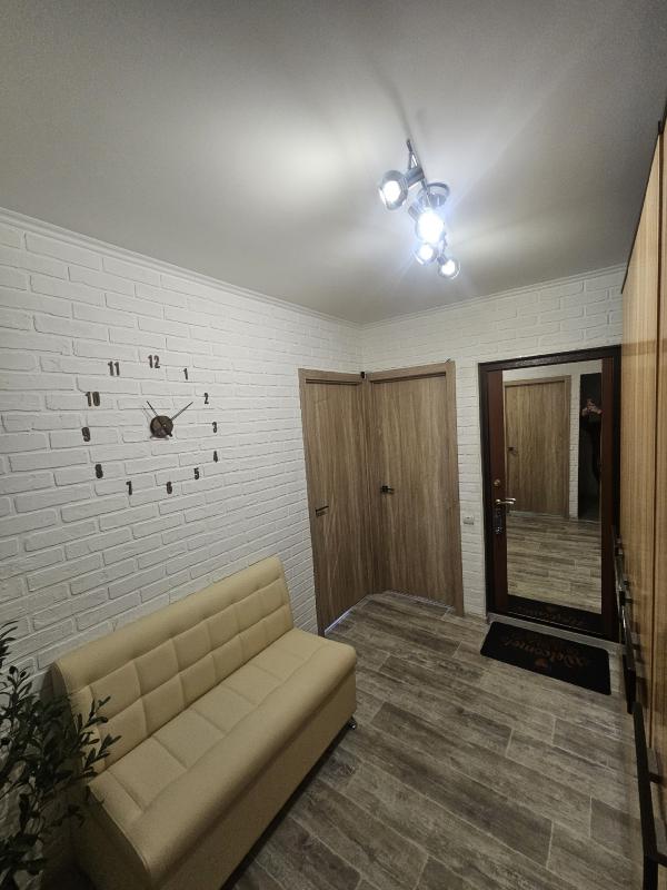 🏡 Продается чудесная трехкомнатная квартира! 

🌟 Великолепная квартира находится в прекрасном районе - Новотроицк