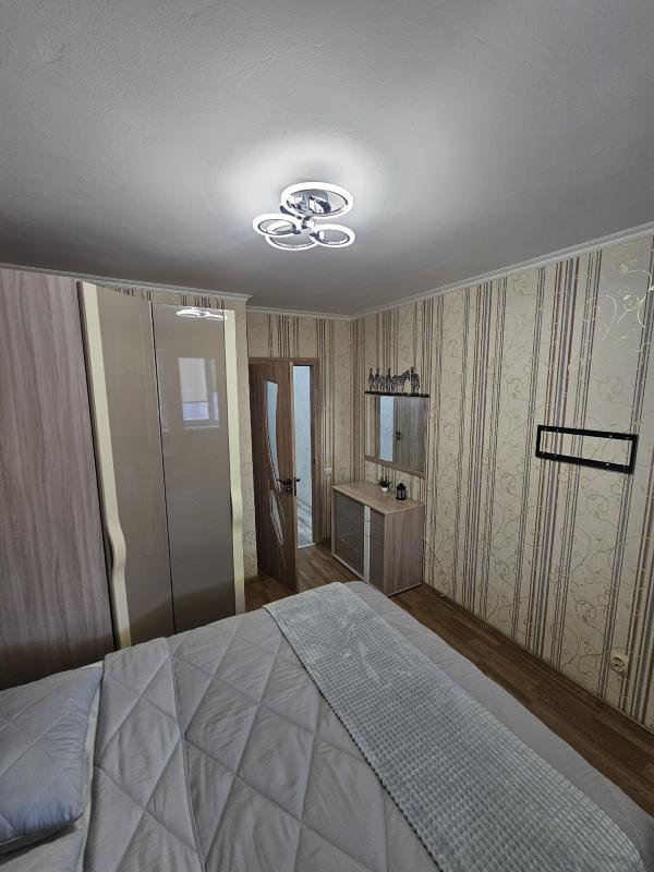 🏡 Продается чудесная трехкомнатная квартира! 

🌟 Великолепная квартира находится в прекрасном районе - Новотроицк