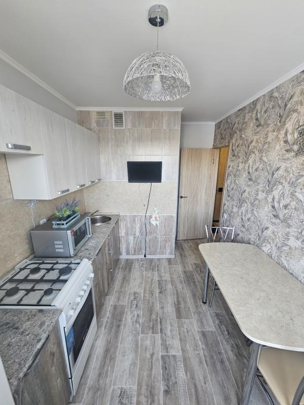 🏡 Продается чудесная трехкомнатная квартира! 

🌟 Великолепная квартира находится в прекрасном районе - Новотроицк