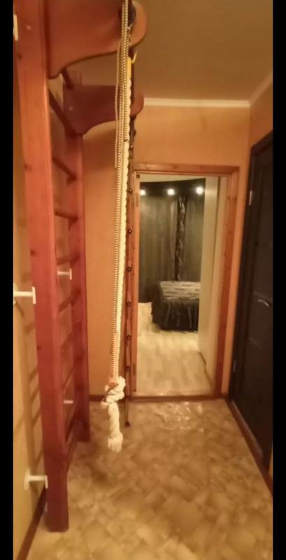 Продам трехкомнатную квартиру на 3 этаже 9- этажного дома. - Новотроицк