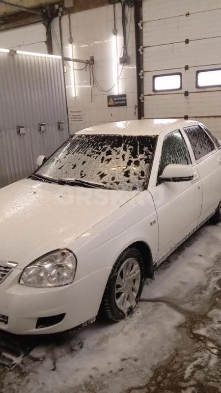 Продам белую Приору в отличном состоянии в комплектации люкс! - Орск