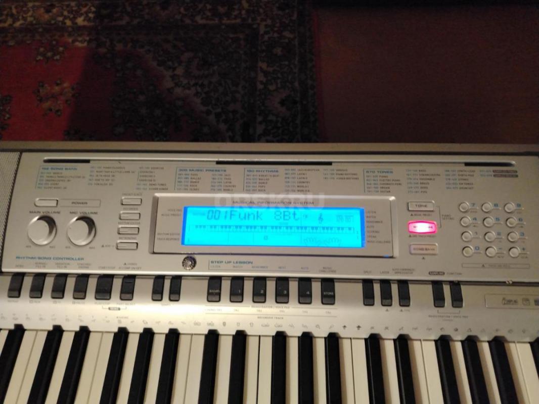 Продаётся синтезатор WK210. 76 полноценных клавиш, для занятия творчеством. 200 стилей, 600 звуков. - Орск