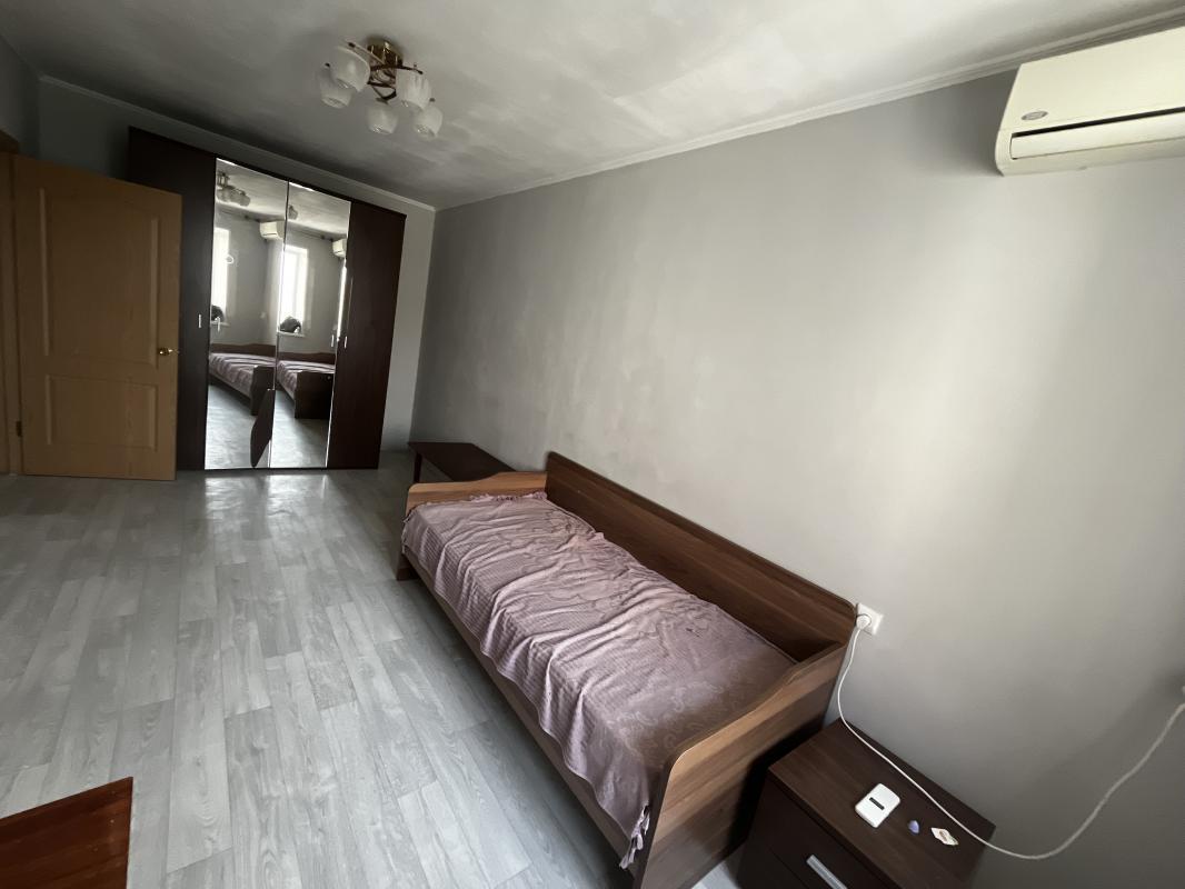 Продам квартиру улучшеной планировки. - Новотроицк