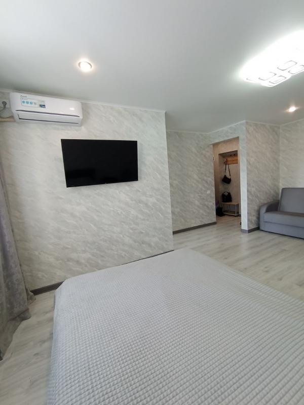 Продается укомплектованная  квартира  с ремонтом 1-комнатная квартира по адресу:  г. - Новотроицк