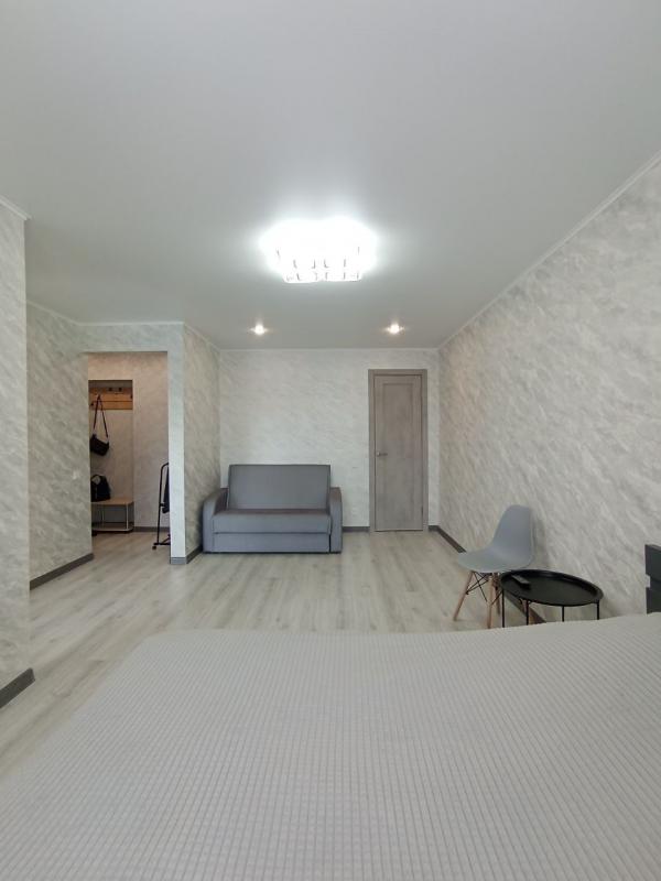 Продается укомплектованная  квартира  с ремонтом 1-комнатная квартира по адресу:  г. - Новотроицк