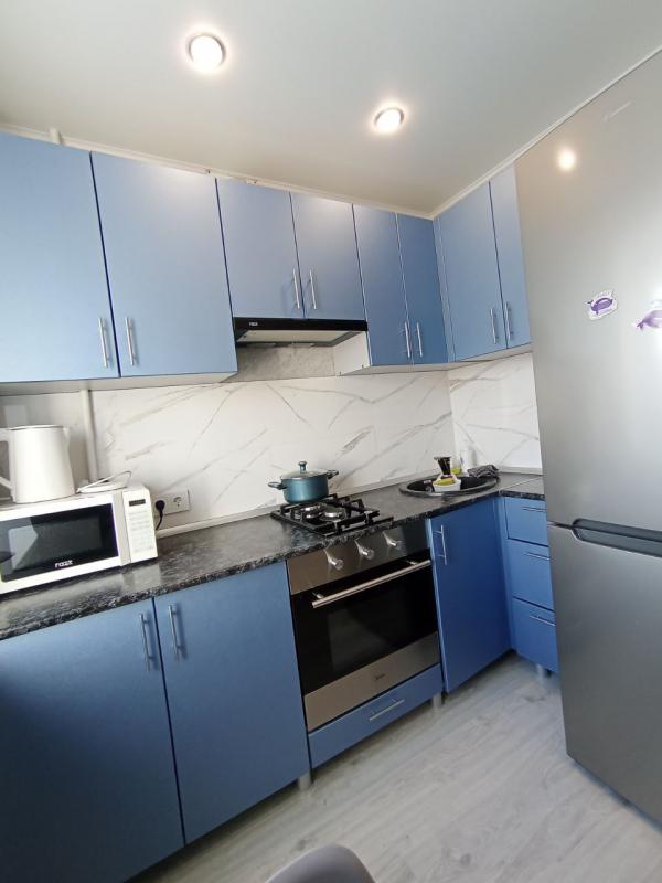 Продается укомплектованная  квартира  с ремонтом 1-комнатная квартира по адресу:  г. - Новотроицк